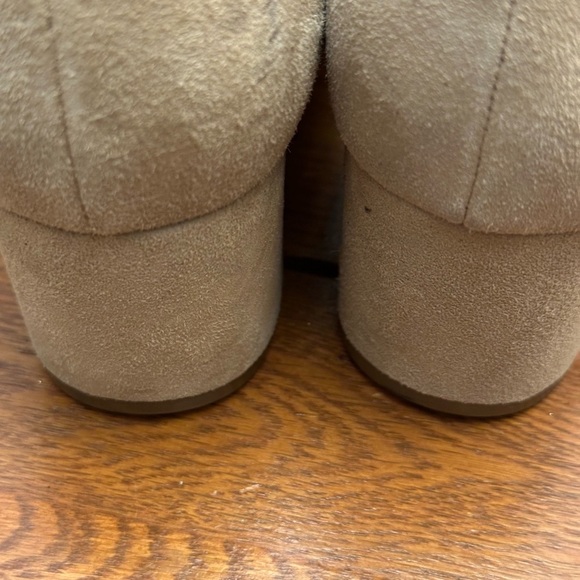 Cole Haan Tan Ankle Boots with Pointed Toe and High Heel - Picture 6 of 7